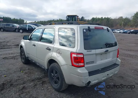 2008 Ford Escape Xls/Xls Manual z USA, uszkodzony, nr VIN 1FMCU02Z18KC94212